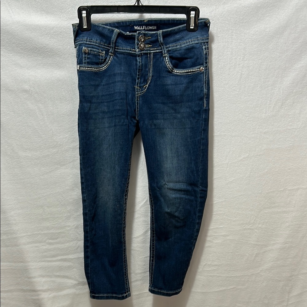 Wallflower Women's Dark Blue Ankle Jeans